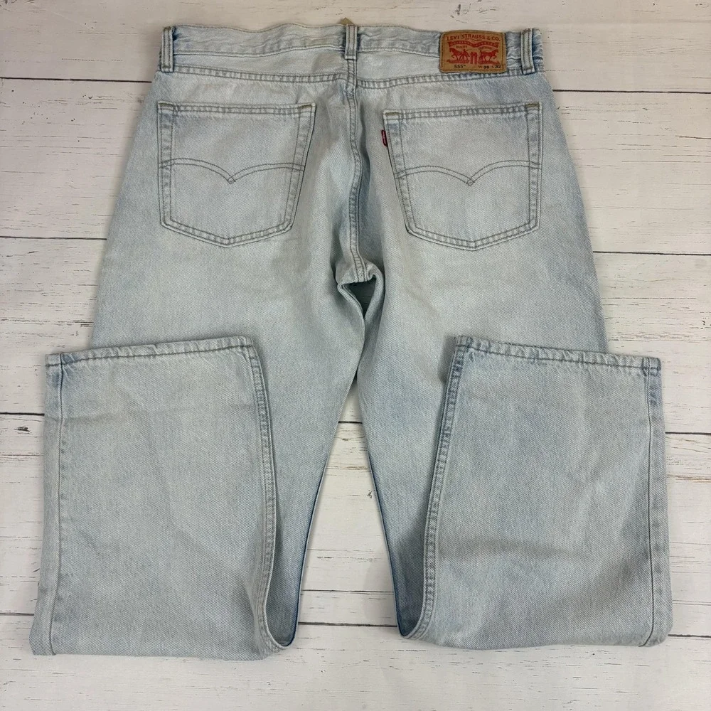 Levi's 555 '96 Relaxed Straight Jeans Mens 36x32 Light Blue Denim Zip Fly